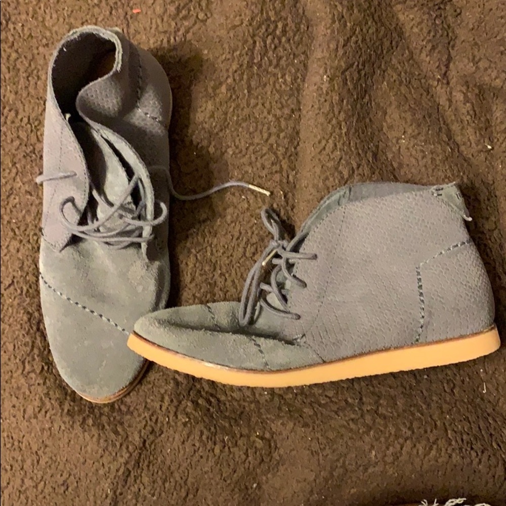 Suede grey TOMS booties